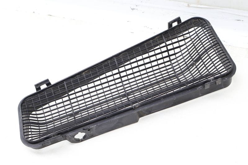 Cabin Air Intake Duct Cover / Grille 4H1819408A — Used (SKU 638959)
