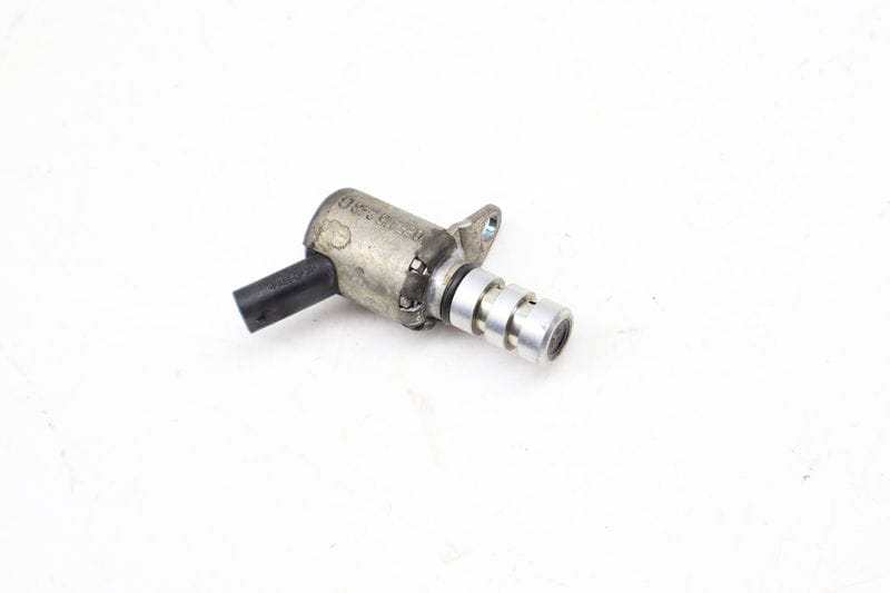 Cam / Camshaft Adjustment Oil Solenoid 06E115243G — Used (SKU 672421)