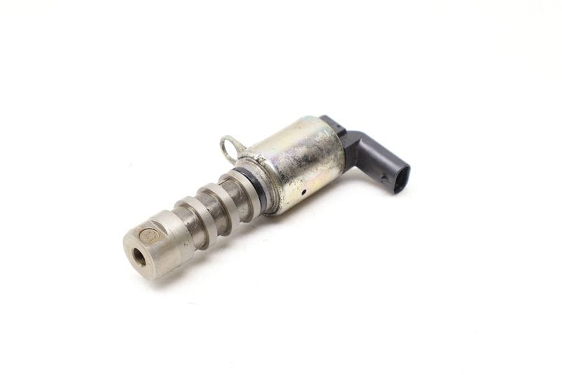 Cam / Camshaft N205 Valve Solenoid 06E109257S — Used (SKU 672426)