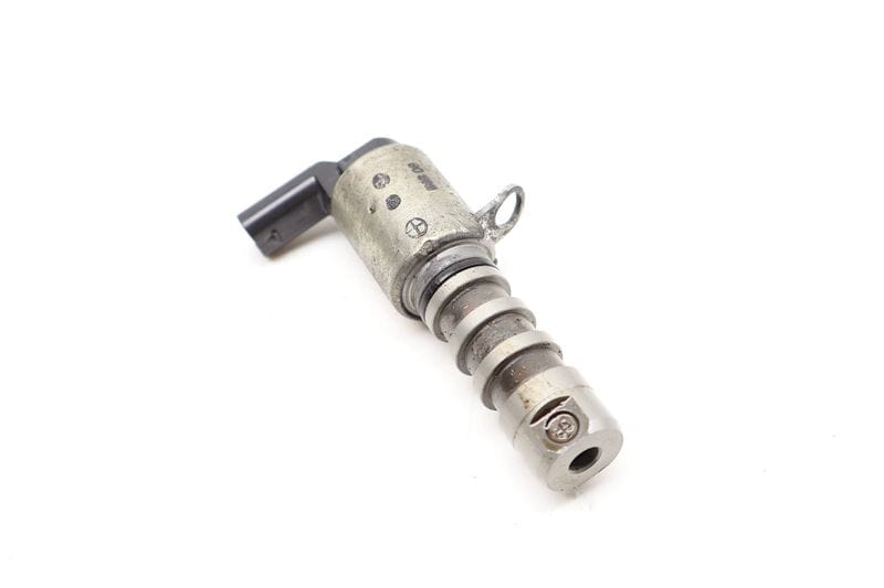 Cam / Camshaft Oil Control Valve (N205) 06E109257T — Used (SKU 728642)