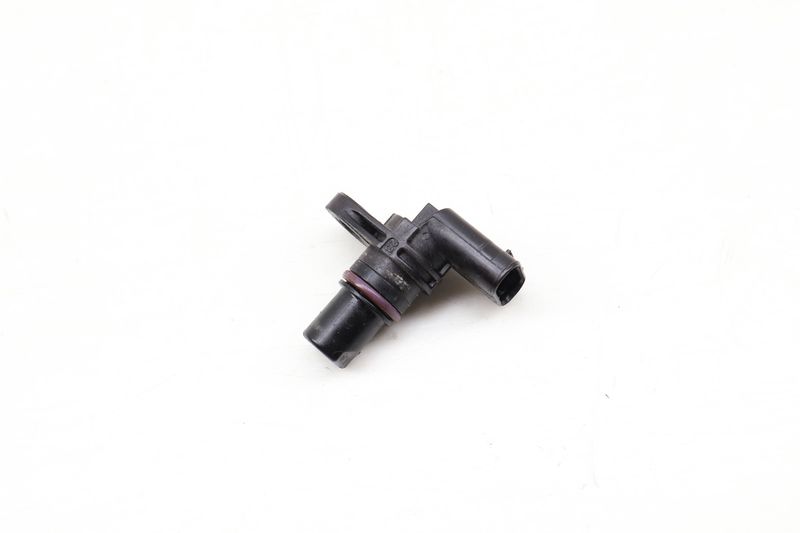 Cam / Camshaft Position Sensor 04C907601 — Used (SKU 638644)