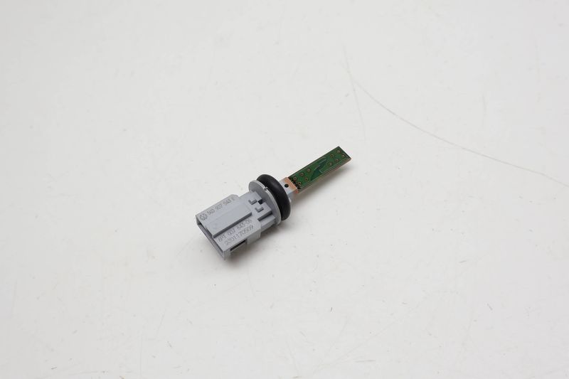 Climate Air Temp / Temperature Sensor 1K0907543E — Used (SKU 728333)