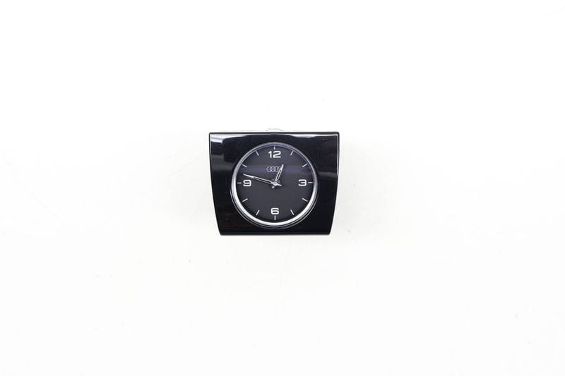 Dash Analog Clock 4H0919204M — Used (SKU 728296)