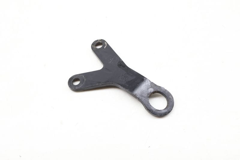 Engine Lifting Mount / Bracket 079103075 — Used (SKU 638637)