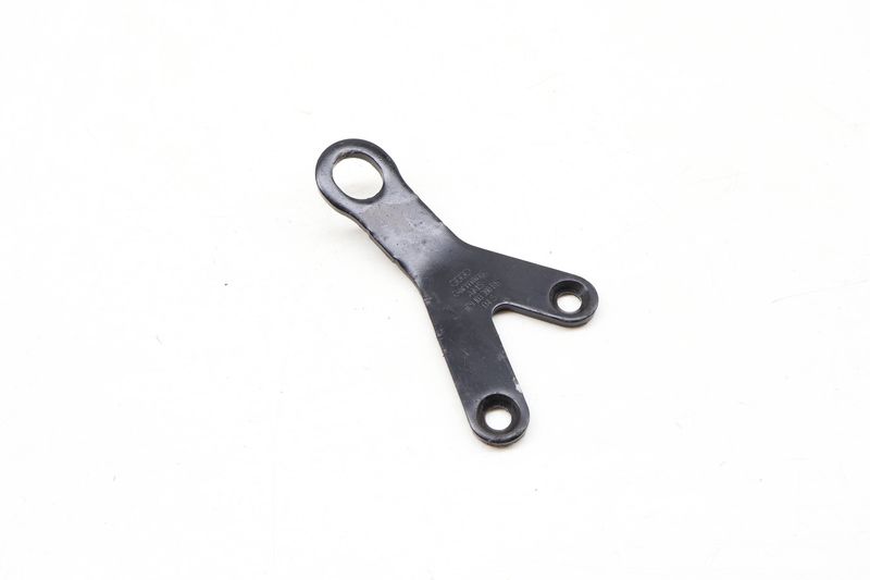 Engine Lifting Mount / Bracket 079103390BK — Used (SKU 638639)