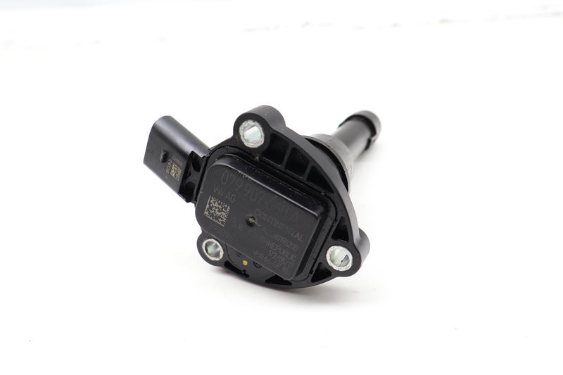 Engine Oil Level Sensor 079907660A — Used (SKU 728557)