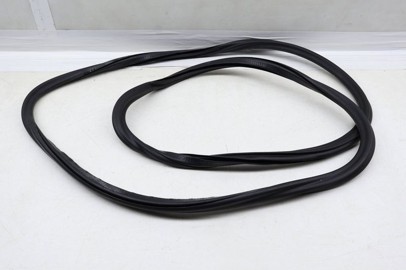 Inner Door Seal / Weather Stripping 4H0831721F — Used (SKU 672184)