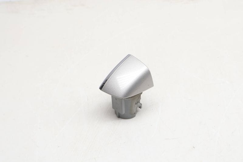 Exterior Door Handle Cylinder Housing w/ Cap 4H0837880C — Used (SKU 638870)