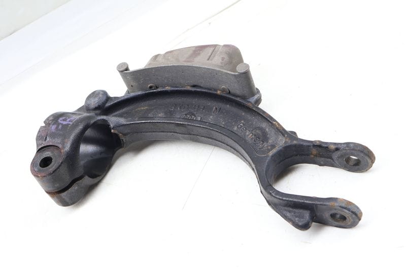 Suspension Fork / Shock Holder 8K0413038M — Used (SKU 672353)