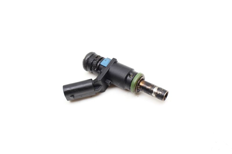 Fuel Injector 06E906031A — Used (SKU 728636)