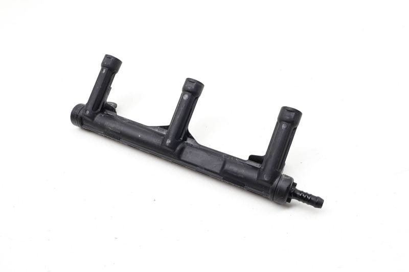 Fuel Injector Rail / Tube 06E133681L — Used (SKU 728787)