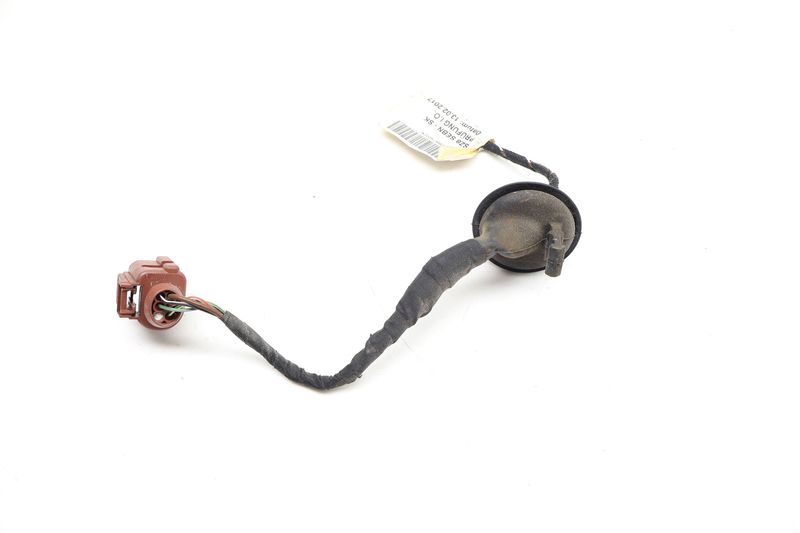 Outer LED Tail Light Wiring Connector / Pigtail — Used (SKU 728460)