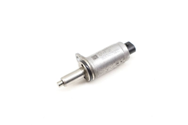 N205 Cam Valve / Camshaft Adjustment Solenoid 06E103697L — Used (SKU 612230)