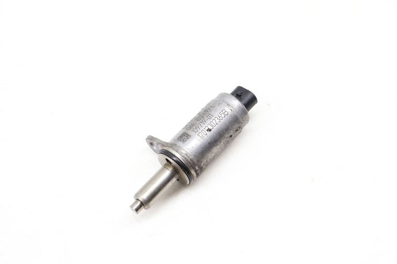 N205 Cam Valve / Camshaft Adjustment Solenoid 06E103697L — Used (SKU 638660)