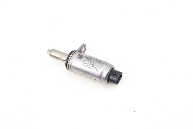 N205 Cam Valve / Camshaft Adjustment Solenoid 06E103697L — Used (SKU 638662)