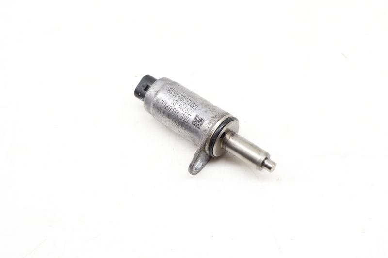 N205 Cam Valve / Camshaft Adjustment Solenoid 06E103697L — Used (SKU 638668)