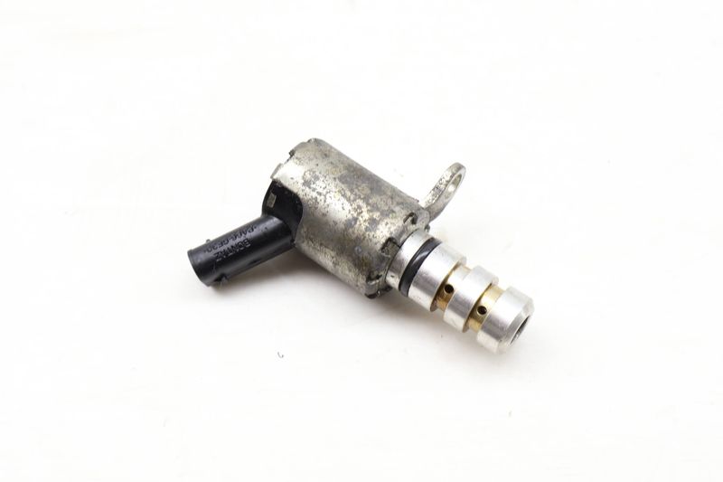 Oil Pressure Control Valve 079115243C — Used (SKU 638635)