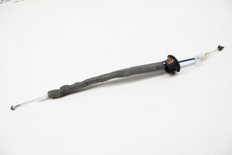 Interior Door Handle Release / Bowden Cable 4H0839085 — Used (SKU 728396)