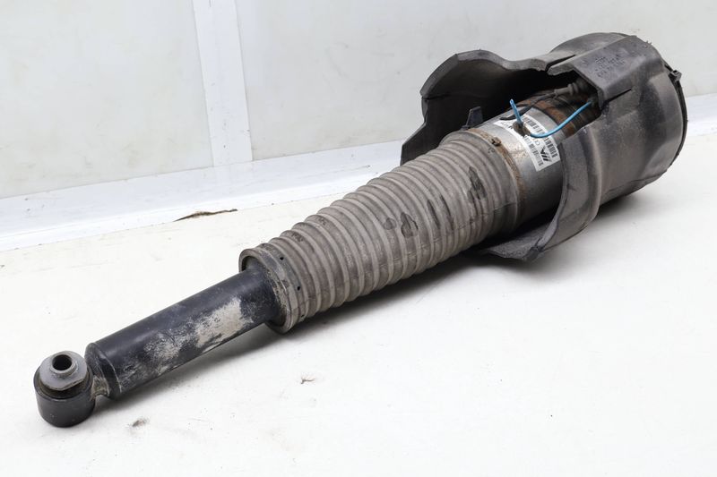 Air Shock / Strut Assembly 4H0616002AH — Used (SKU 638981)