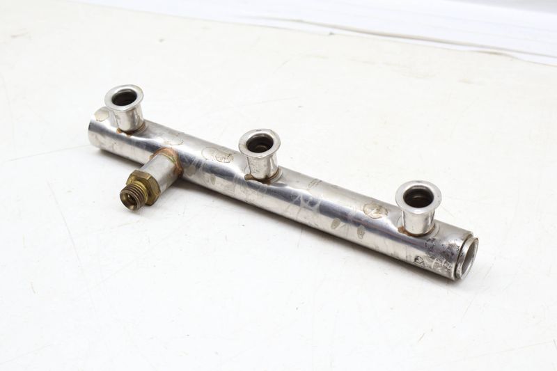 Fuel Rail 06E130090T — Used (SKU 672373)