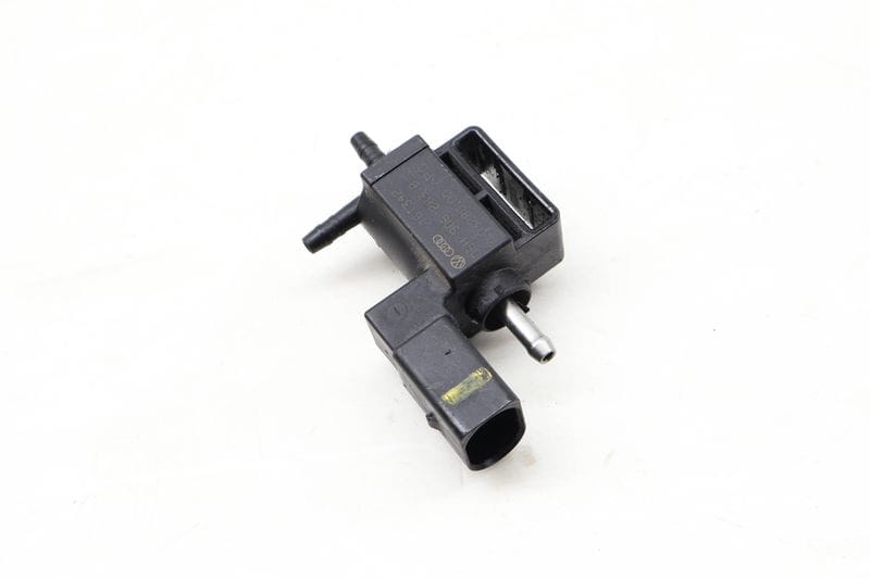 Solenoid Valve 06H906283B — Used (SKU 638636)