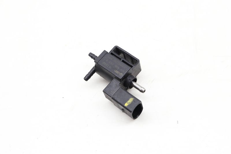 Solenoid Valve 06H906283B — Used (SKU 638647)