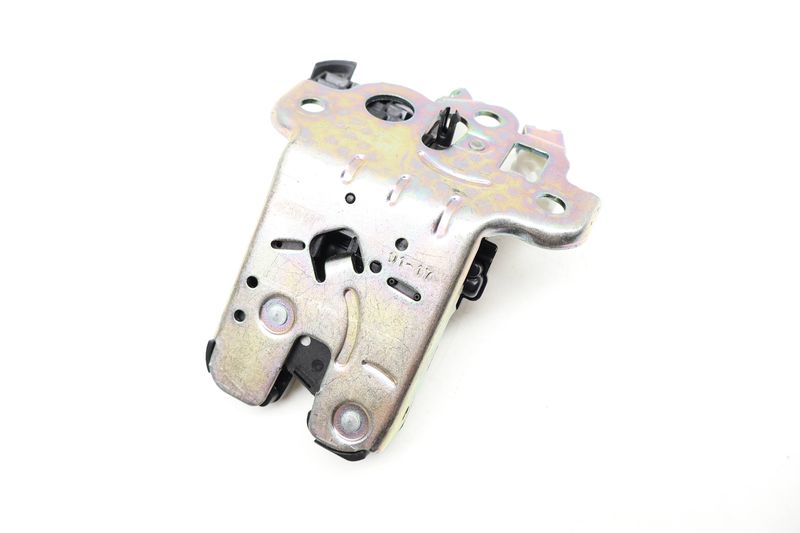 Trunk Latch / Lock 4H0827505A — Used (SKU 728509)