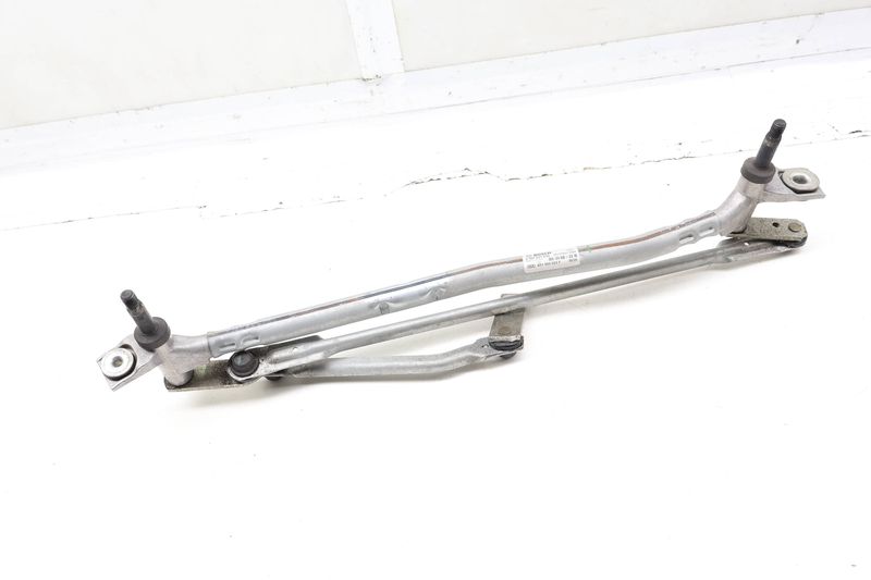 Windshield Wiper Transmission / Bracket 4H1955023F — Used (SKU 728530)
