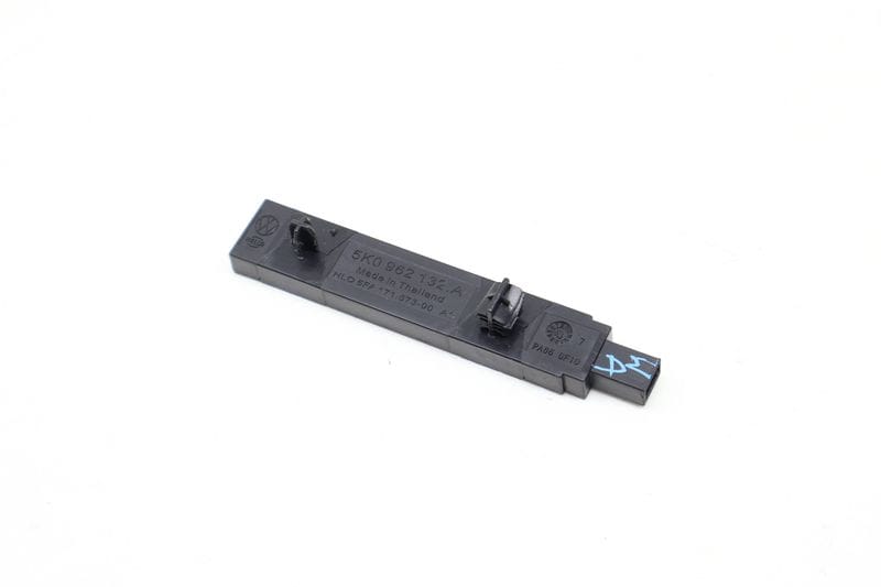 Kessy / Keyless Entry Antenna 5K0962132A — Used (SKU 641956)