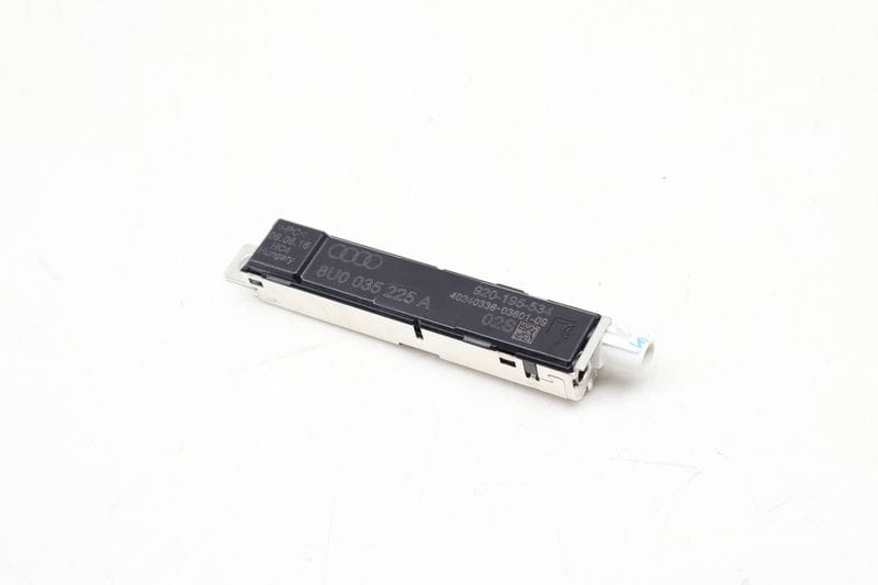 Upper Antenna Booster 8U0035225A — Used (SKU 641952)