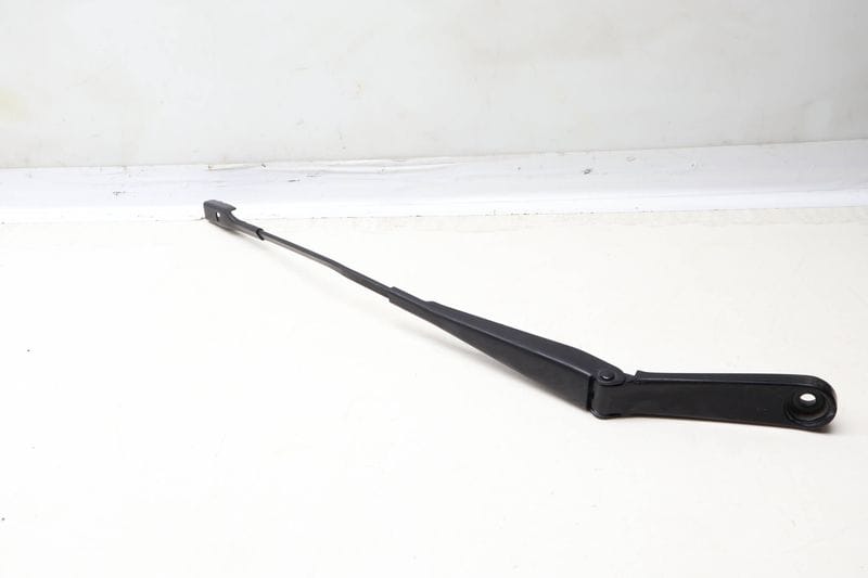 Windshield Wiper Arm 8U1955407A — Used (SKU 642048)