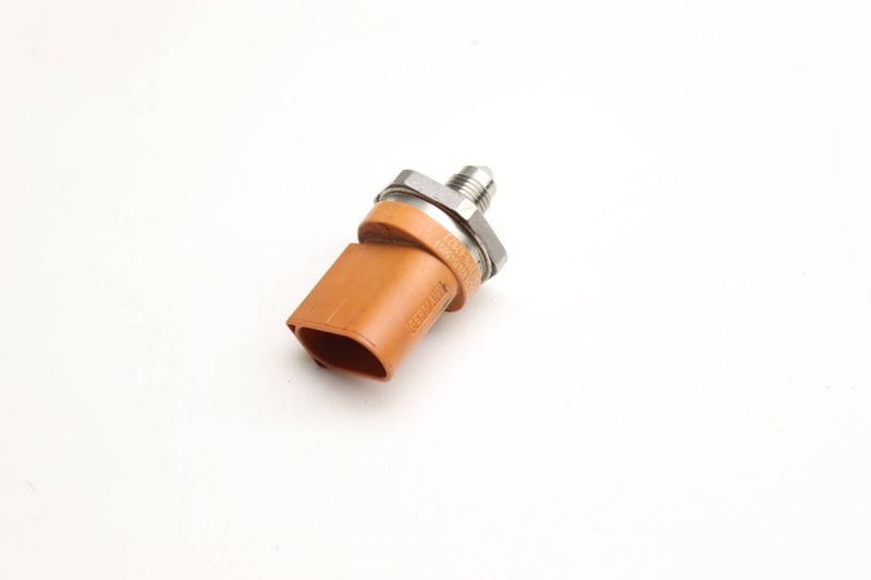 Fuel Pressure Sensor 06J906051D — Used (SKU 574072)