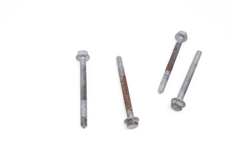 M8X90 Screw / Bolt Set (4) N10610001 — Used (SKU 622623)