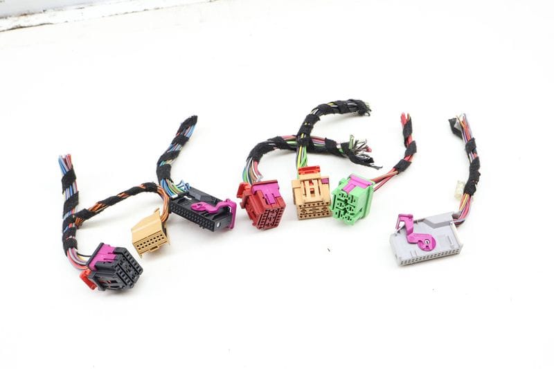 Onboard Supply Module Wiring Harness Connector / Pigtail Set — Used (SKU 622549)