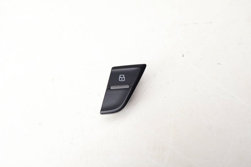 Door Lock Switch / Button 8R0962107A — Used (SKU 661285)