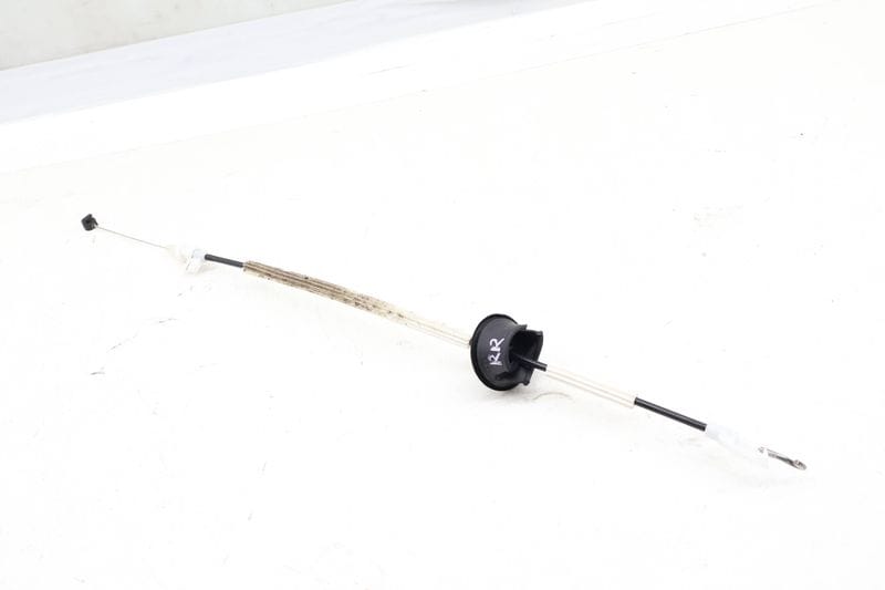 Interior Door Handle Release / Bowden Cable 8R0839085B — Used (SKU 661557)