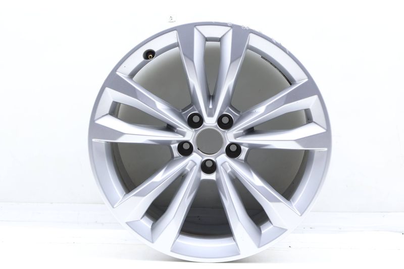 19" Inch Alloy Wheel / Rim (5 Double SPOKE) 4M0601025C — Used (SKU 692870)