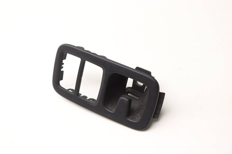 3ND Row Seat Release Switch Trim w/ Coat Hook 4M0863365 — Used (SKU 607307)