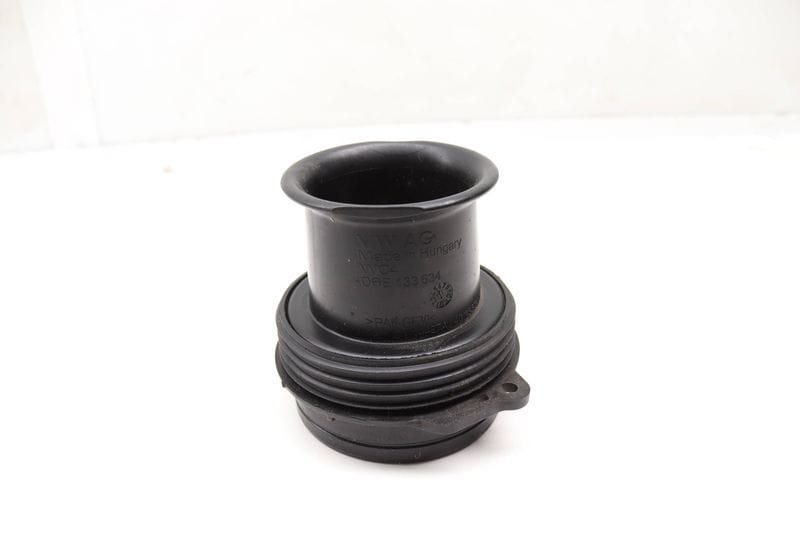 Air Intake Tube / Duct 06E133634 — Used (SKU 601557)