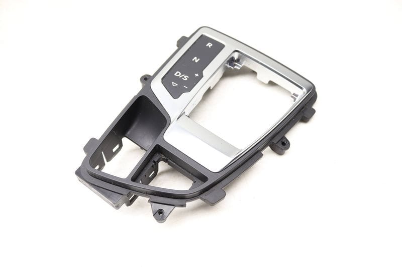 Automatic Shift Selector Cover / Circuit Board 4M1713111F — Used (SKU 550601)