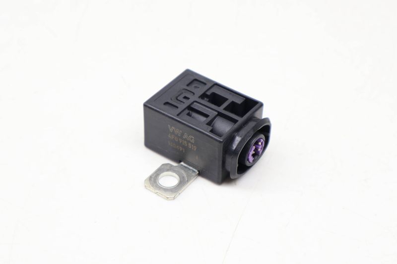 Battery Overload Protection Switch / Fuse 4F0915519 — Used (SKU 731349)