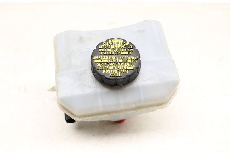 Brake Fluid Reservoir / Tank 8W0611301 — Used (SKU 532682)
