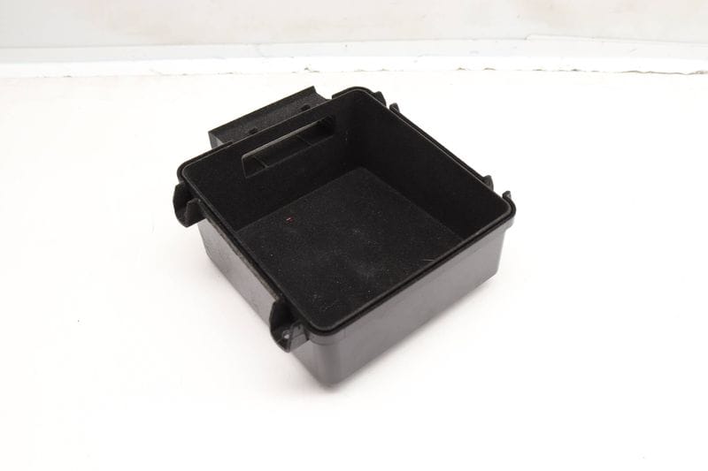 Center Console Storage Bin / Tray 4M0864981 — Used (SKU 601419)