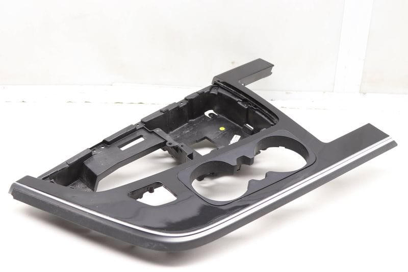 Center Console Trim / Panel 4M1864241H — Used (SKU 607388)