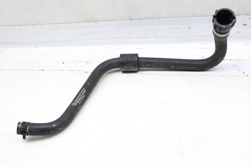 Coolant Hose / Line 4M0819337AR — Used (SKU 705183)