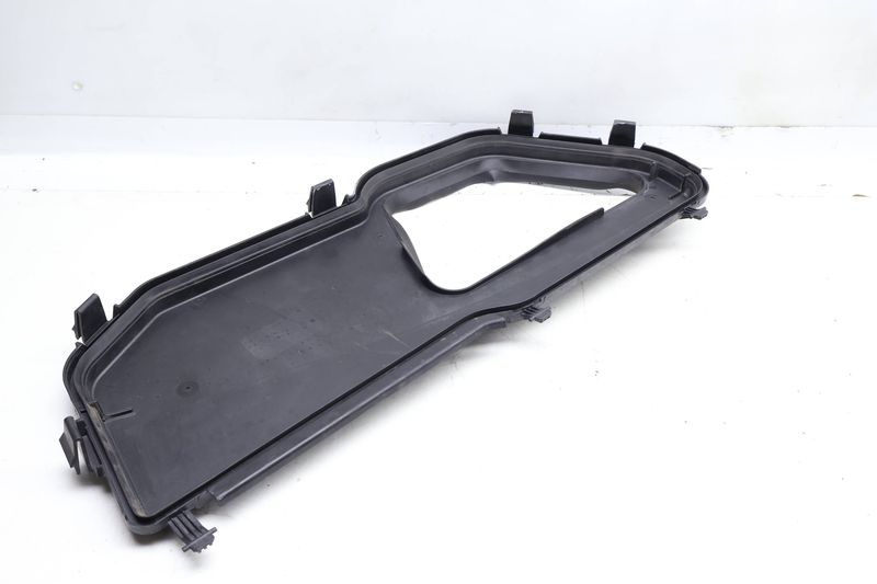 Cowl / Firewall Cover 4M1815389D — Used (SKU 647133)