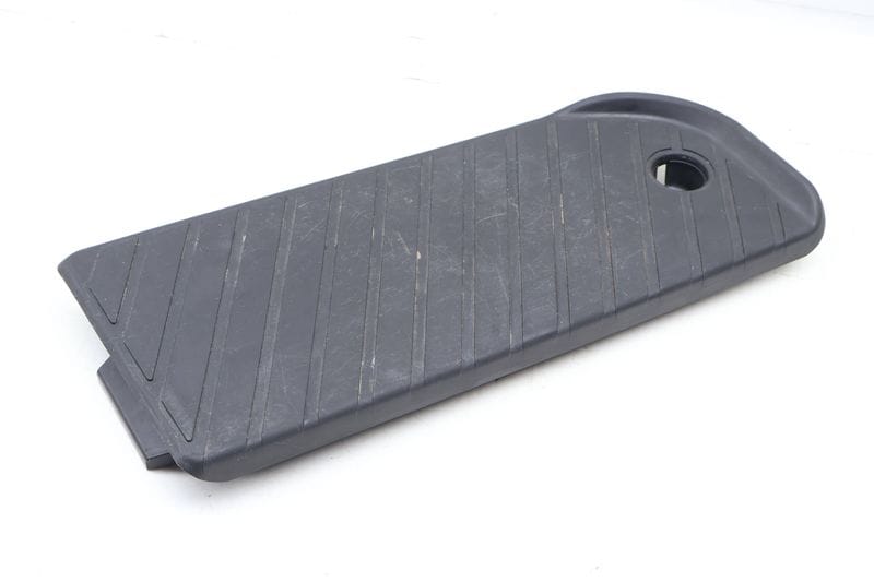Dead Pedal / Foot Rest Cover 4M1864777A — Used (SKU 692759)