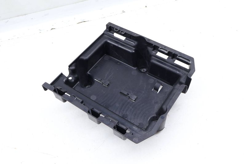 ECU / Engine Module Holder Bracket 4M0907650A — Used (SKU 647121)
