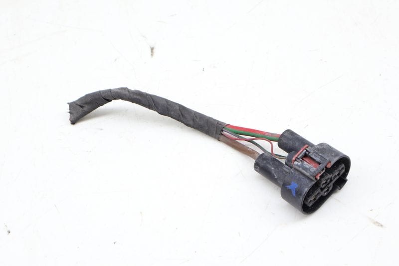 Electric Fan Wiring Harness Connector / Pigtail 1K0906234 — Used (SKU 705151)