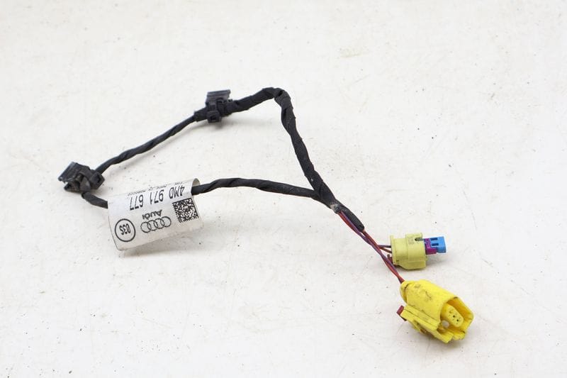 Airbag Crash Sensor Wiring Harness 4M0971677 — Used (SKU 692925)